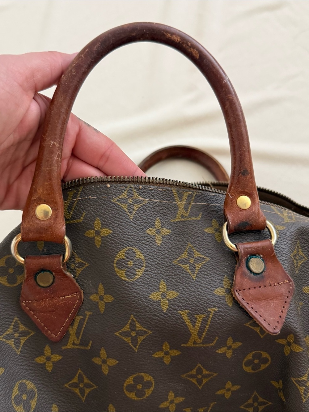 Vintage Louis Vuitton Monogram Speedy 30 bag - Picture 9 of 13